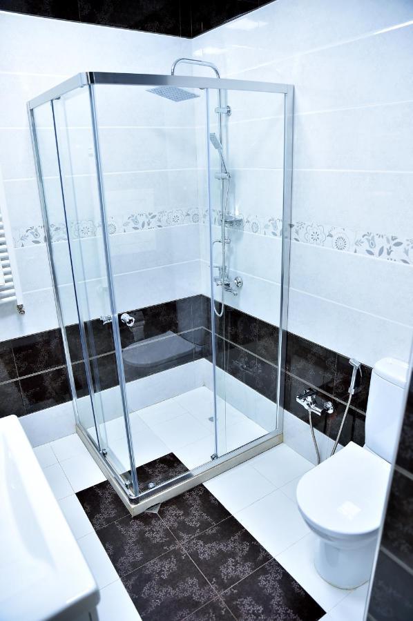 Karat Inn Boutique Hotel Baky Esterno foto